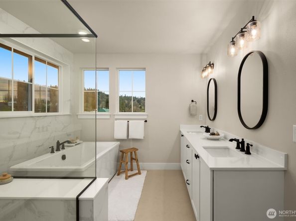 14332 148th Place NE 25, Woodinville WA 98072