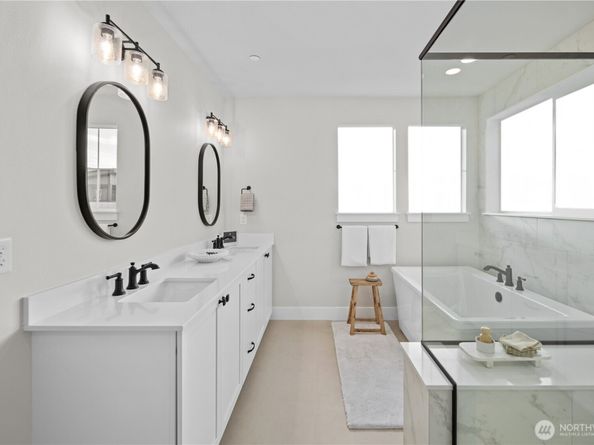 14332 148th Place NE 25, Woodinville WA 98072