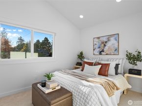 9737 Evanston Avenue N, Seattle WA 98103