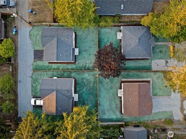 9737 Evanston Avenue N, Seattle WA 98103