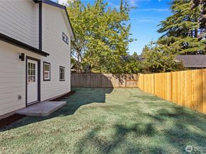 9737 Evanston Avenue N, Seattle WA 98103