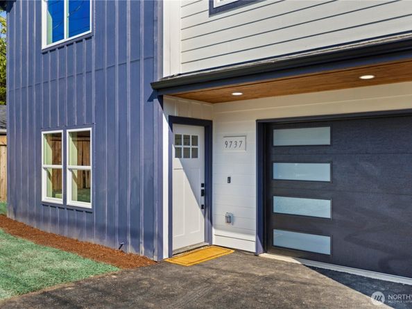 9737 Evanston Avenue N, Seattle WA 98103