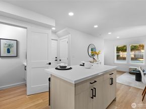 9737 Evanston Avenue N, Seattle WA 98103