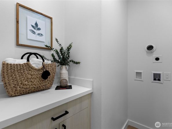 9737 Evanston Avenue N, Seattle WA 98103