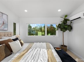 9737 Evanston Avenue N, Seattle WA 98103