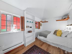 2727 Fairview Avenue E 18, Seattle WA 98102