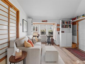 2727 Fairview Avenue E 18, Seattle WA 98102