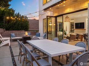 5142 48th Avenue NE, Seattle WA 98105
