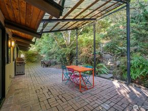 5401 SW Beach Drive Terrace, Seattle WA 98116