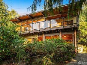 5401 SW Beach Drive Terrace, Seattle WA 98116
