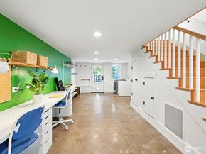 7936 29th Avenue SW, Seattle WA 98126