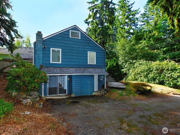 19727 Locust Way, Lynnwood WA 98036