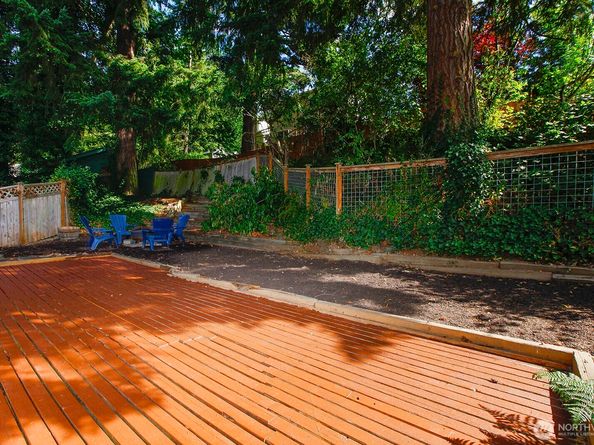 19727 Locust Way, Lynnwood WA 98036