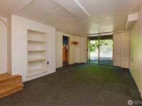 19727 Locust Way, Lynnwood WA 98036
