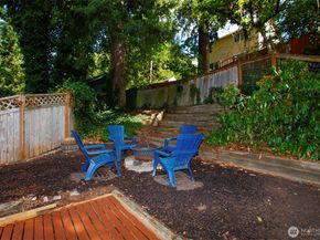 19727 Locust Way, Lynnwood WA 98036