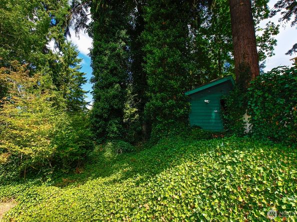 19727 Locust Way, Lynnwood WA 98036