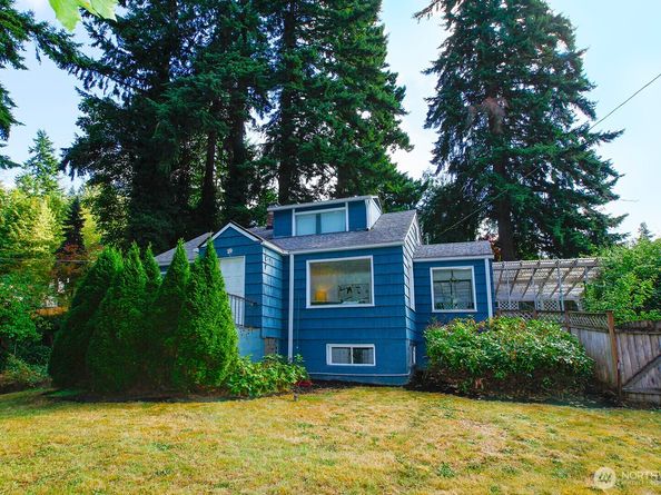 19727 Locust Way, Lynnwood WA 98036