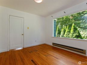 19727 Locust Way, Lynnwood WA 98036
