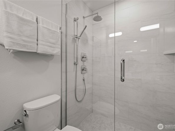 3607 Linden Avenue N, Seattle WA 98103