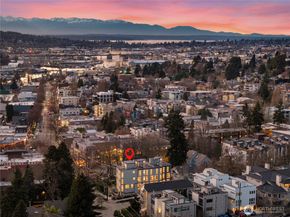 3607 Linden Avenue N, Seattle WA 98103