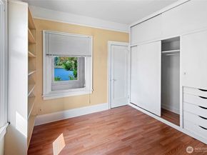 110 11th Street Pl, Bremerton WA 98337
