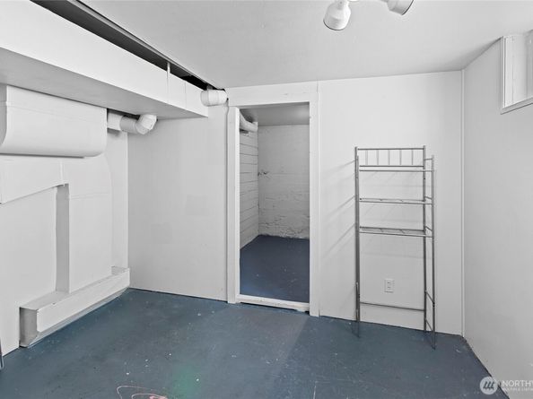110 11th Street Pl, Bremerton WA 98337
