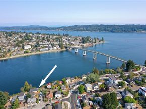 110 11th Street Pl, Bremerton WA 98337