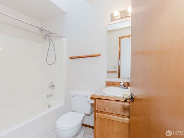 3303 NW Half Mile Road, Silverdale WA 98383