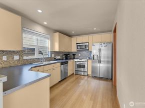 1719 SW Henderson Street, Seattle WA 98106