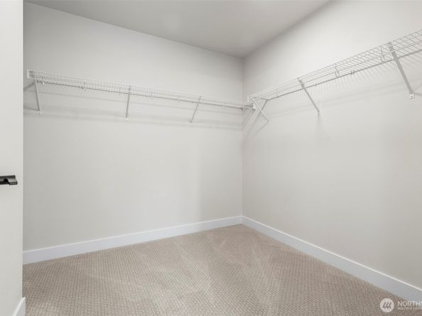 21425 116th Place SE, Kent WA 98031