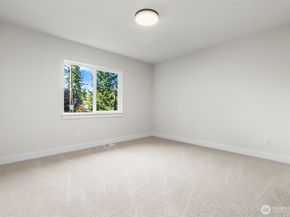 21425 116th Place SE, Kent WA 98031