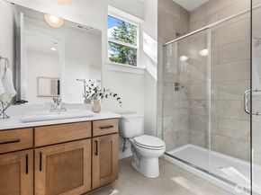 21425 116th Place SE, Kent WA 98031