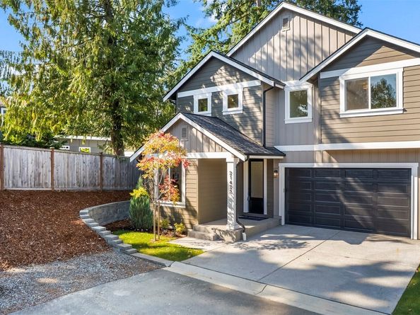 21425 116th Place SE, Kent WA 98031