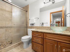 2310 Squak Mountain Loop SW, Issaquah WA 98027