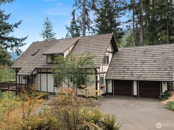 2310 Squak Mountain Loop SW