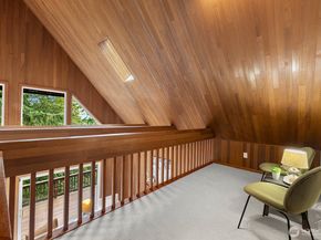 2310 Squak Mountain Loop SW, Issaquah WA 98027