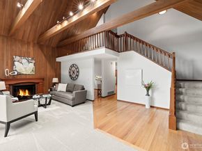 2310 Squak Mountain Loop SW, Issaquah WA 98027