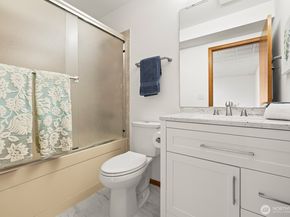 2310 Squak Mountain Loop SW, Issaquah WA 98027