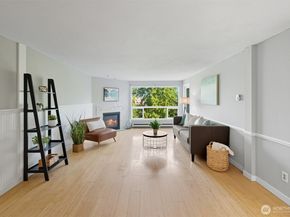 9416 1st Avenue NE 305, Seattle WA 98115