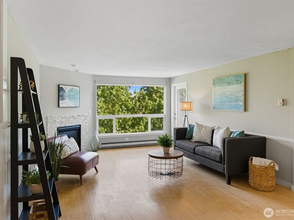 9416 1st Avenue NE 305, Seattle WA 98115