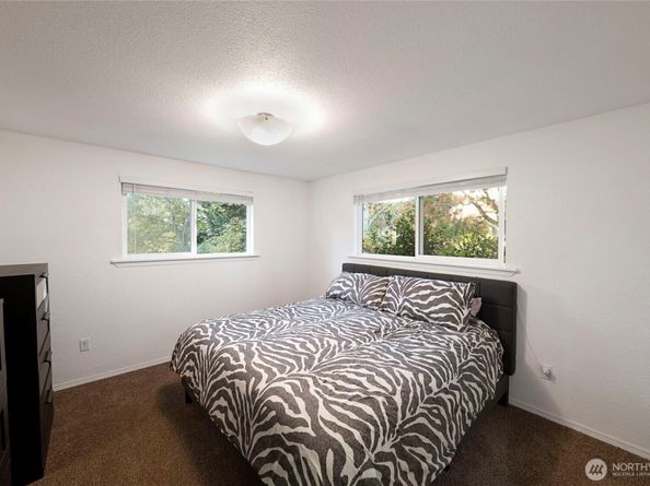 12418 SE 251st Place, Kent WA 98030