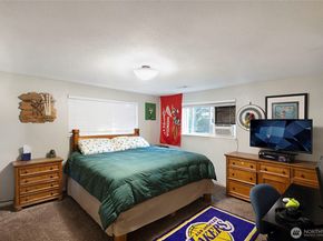 12418 SE 251st Place, Kent WA 98030