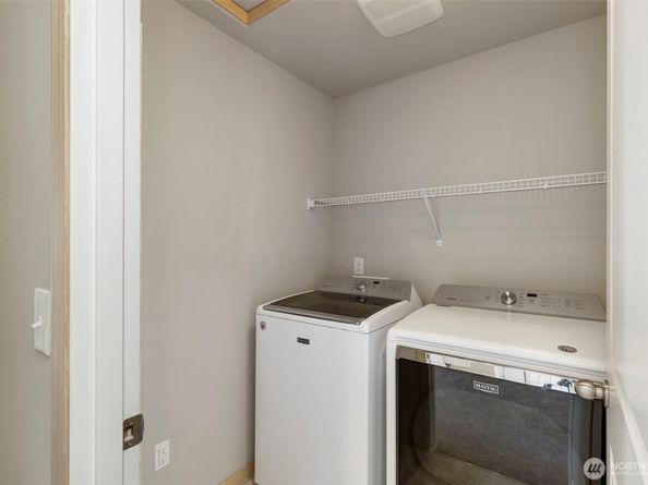 1060 Banyan Street, Bremerton WA 98310