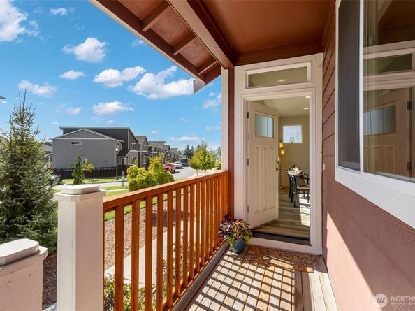 1060 Banyan Street, Bremerton WA 98310
