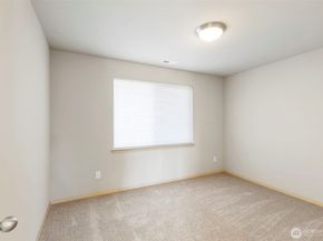 1060 Banyan Street, Bremerton WA 98310