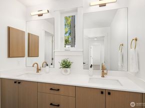 4255 216th Place SE, Issaquah WA 98029
