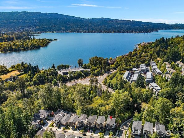 4255 216th Place SE, Issaquah WA 98029