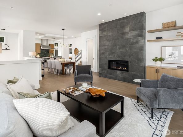 4255 216th Place SE, Issaquah WA 98029