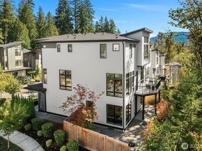 4255 216th Place SE, Issaquah WA 98029