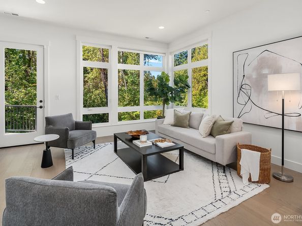 4255 216th Place SE, Issaquah WA 98029